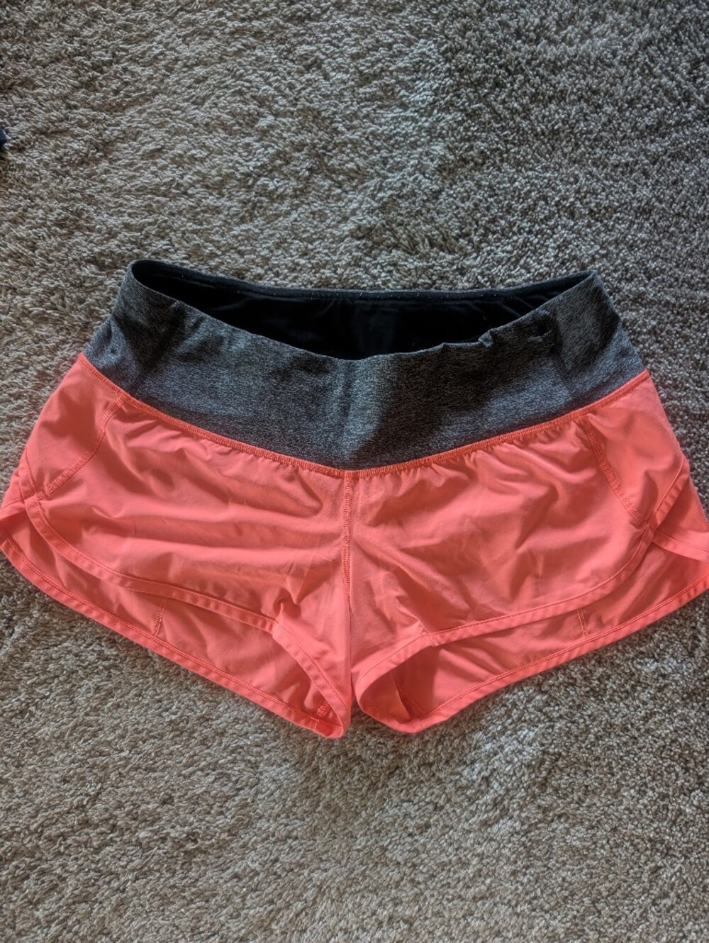 Lululemon 2.5 Women’s Hot Coral Athletic Shorts with Gray Waistband Size 8